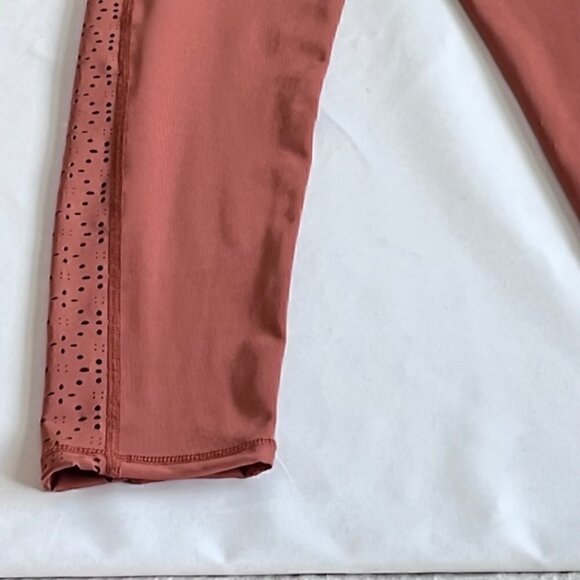 Aerie Chill Play Move 7/8 Laser Cut Terracotta Leggings NWT - Picture 5 of 8